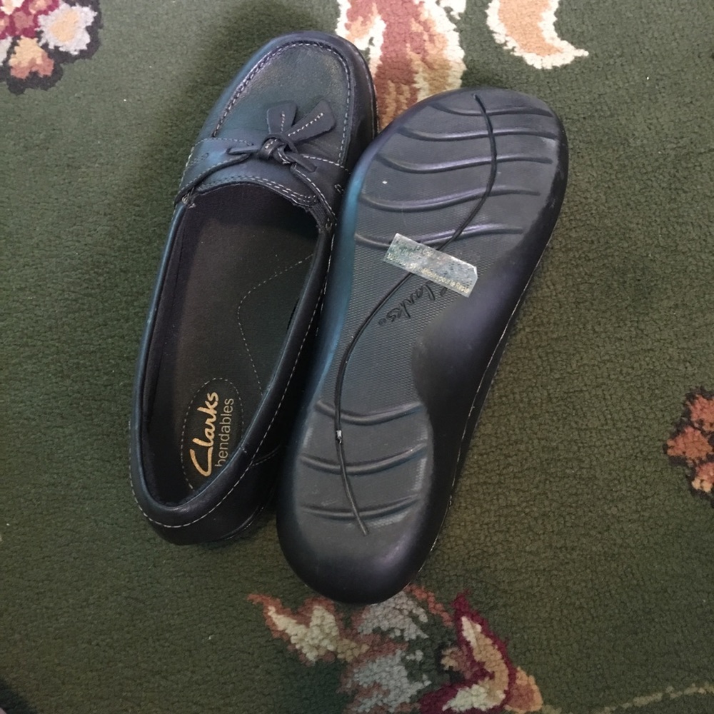 Black flats